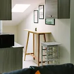 Your Penthouse شقة San Prisco